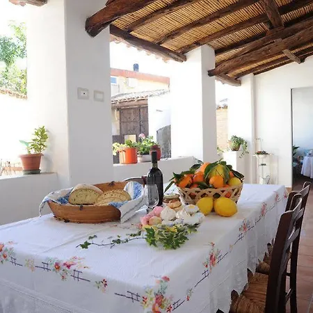 Bed & Breakfast Martina 3*