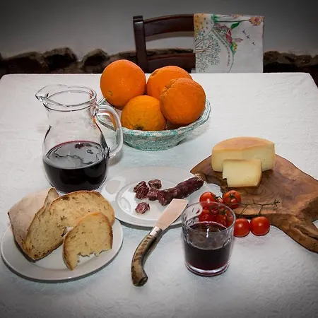 Martina Bed & Breakfast 2*
