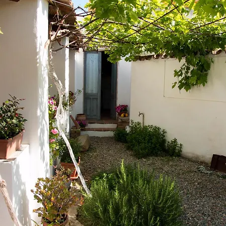 Martina Bed & Breakfast 2*