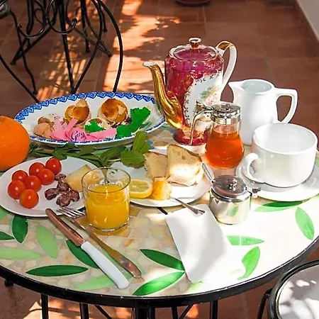 Couette-café Martina 3*