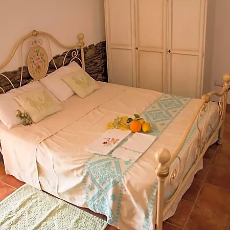 Couette-café Martina 3*